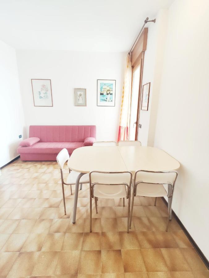 Willa La Torre - Frontemare - Immobil Relax Lido di Jesolo Zewnętrze zdjęcie